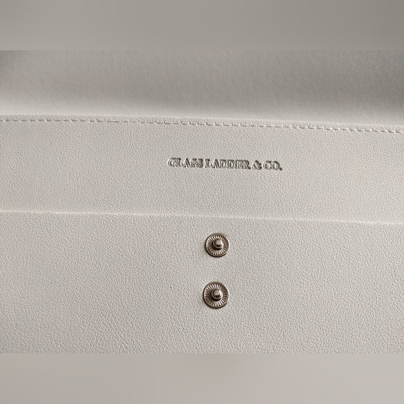 Glass Ladder & Co Organizer/Business Clutch - Picture 5 of 11